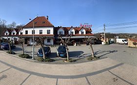 Hotel August